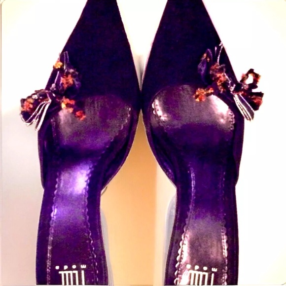 🖤PELLE MODA🖤 SUEDE POINTED SIDE BOW 3.5“ HEELS SLIDE-ON MULE SHOES EUC❣️ - Picture 11 of 12